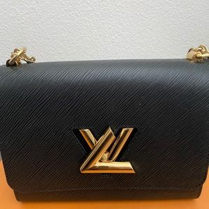 Louis Vuitton: TWIST MM